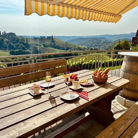 Weingartenblick - Glanzerhof Apartment *