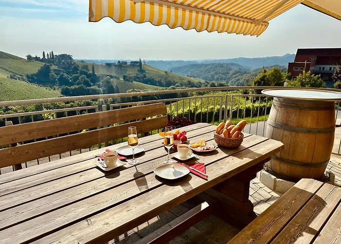 Weingartenblick - Glanzerhof Apartmán *